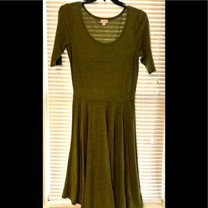 Lularoe Nicole size Large moss green